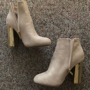 Ankle boots